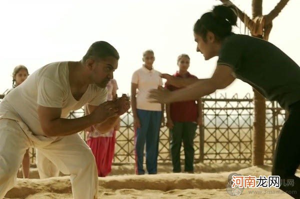 摔跤吧爸爸经典台词对白中英文对照盘点 激励人心的不只这些