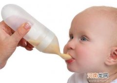 宝宝七个月大时应丢掉奶瓶