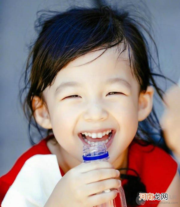 泡芙小姐电影主要讲的什么 张歆艺求爱王栎鑫火速闪婚