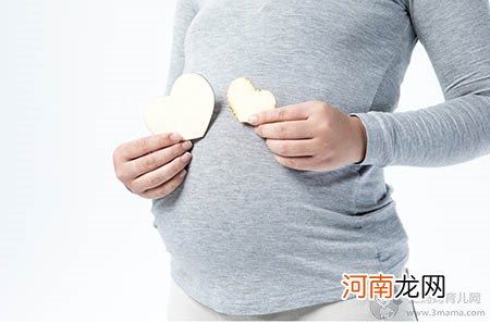 秋季简单树叶娃娃挂饰制作方法