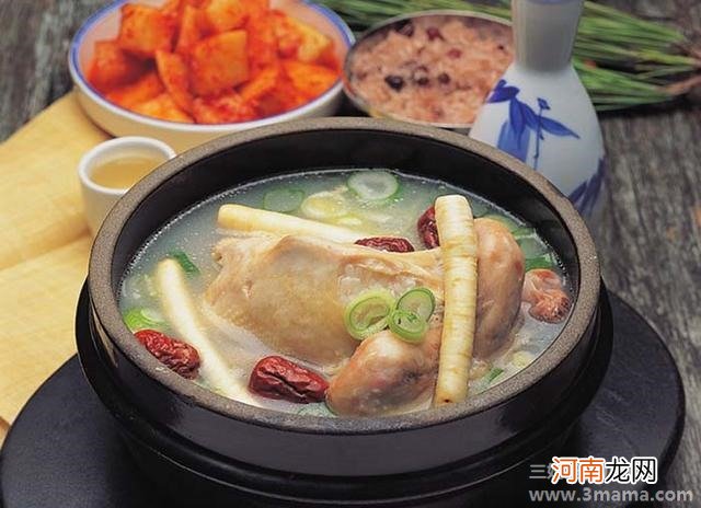 韩国人爱喝参鸡汤