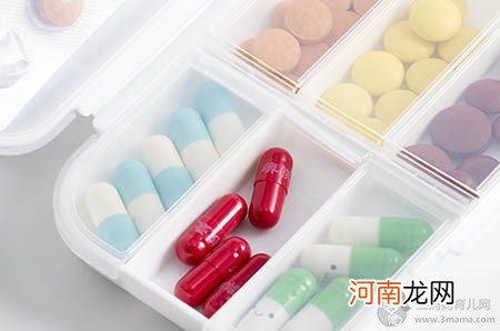 宝宝擦伤用什么药 宝宝好动易受伤这些外用药家中常备