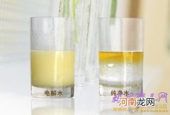 幼儿园大班科学教案：水和油的小秘密