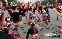 关于中国少数民族的风俗和习惯