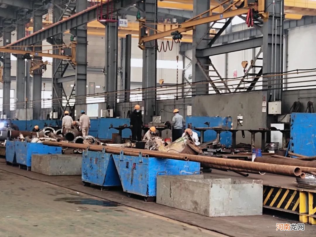 修船业抢单潮“暗流涌动”:单产骤降、订单仅排俩月 上千万美金的单子只能搁浅