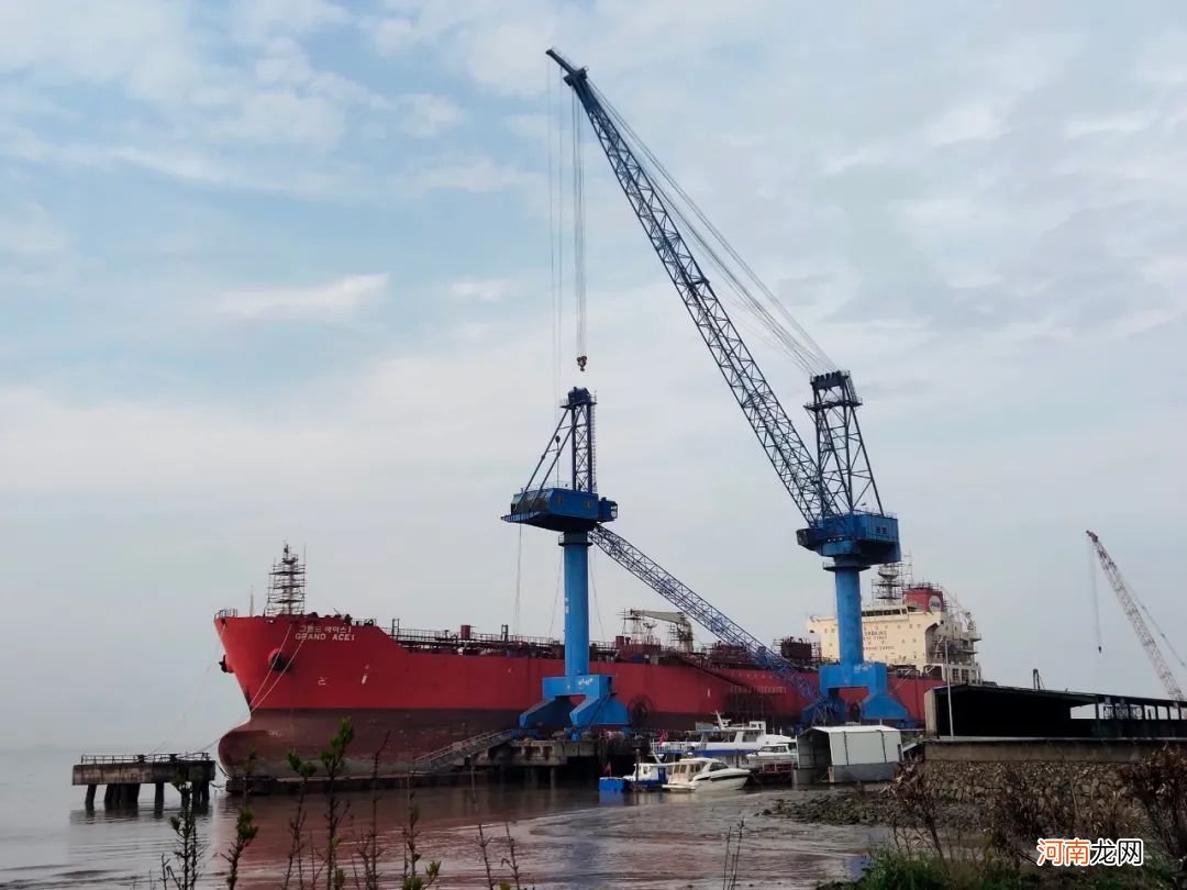 修船业抢单潮“暗流涌动”：单产骤降、订单仅排俩月 上千万美金的单子只能搁浅