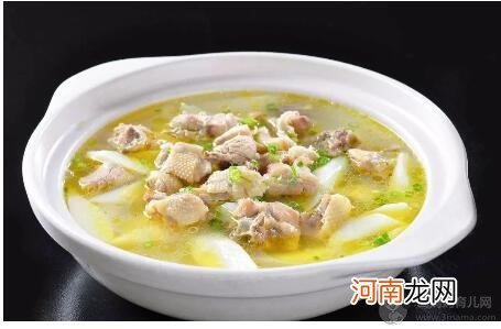 哺乳期不适食谱：山药煲鸡汤