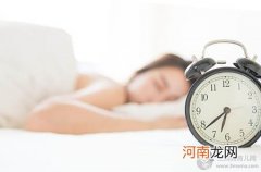 宝宝睡觉总是蹬腿为什么？