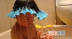 幼儿网编辑 正确处理宝宝耳朵进水的方法