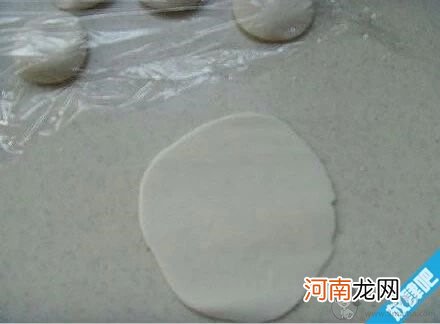 如何做水晶饺子皮