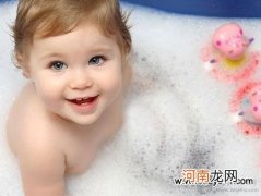 宝宝洗澡的安全知识