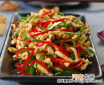 爱眼食谱：双椒炒鸡丝