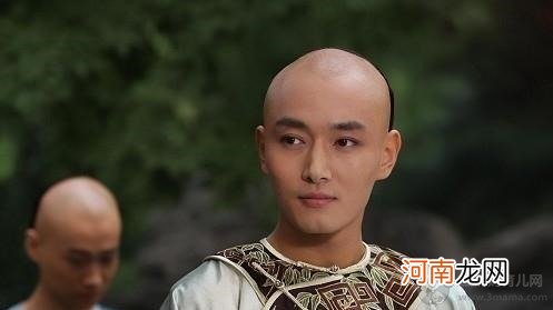 果郡王李东学现状毁容生活困难真假？李东学老婆周沫个人资料图片