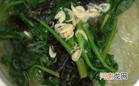 孕妇夏季喝什么汤 虾皮菠菜粉丝汤