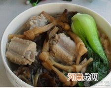 孕期食谱 黄花菜排骨汤