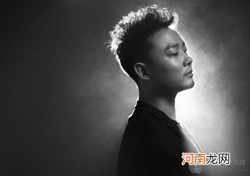 歌手2020曾一鸣什么来头为什么那么狂唱功水平如何？和章子怡绯闻