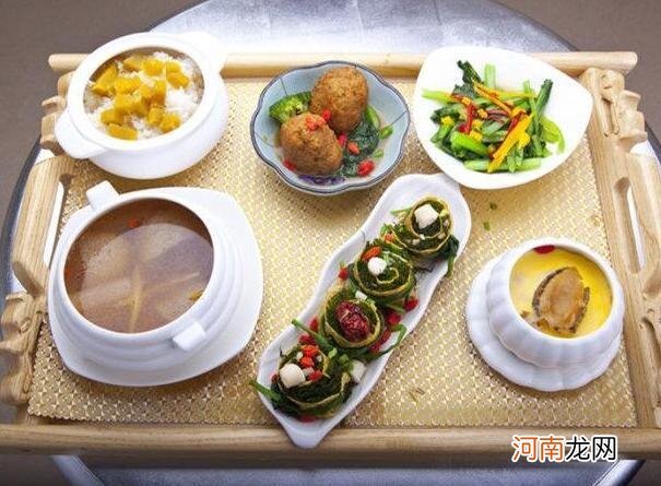 月子食谱有哪些坐月子饮食注意事项