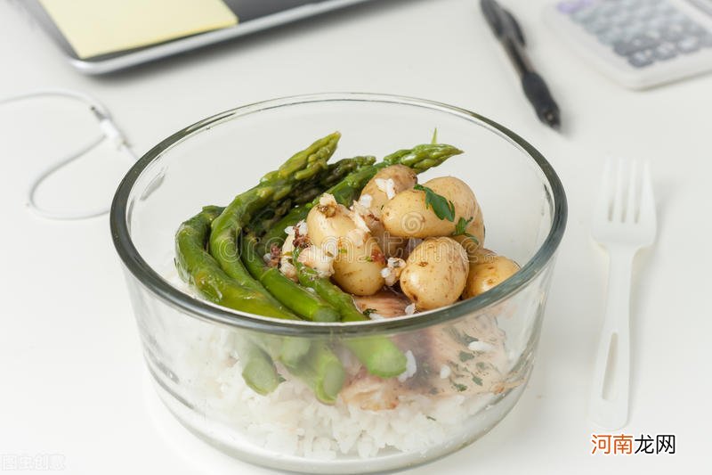 吃剩饭剩菜会致癌 很多人说常吃剩饭菜会致癌,吃剩饭剩菜真的会致癌吗?