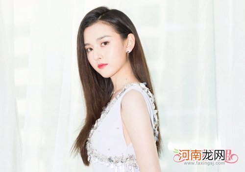 誓将气质淑女开展究竟的女生 2019流行款女生中长发发型别错过