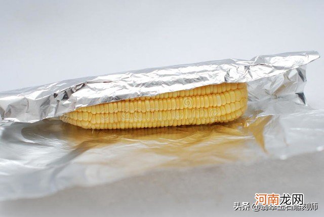 纯银饰品发黑了怎么办 银色饰品发黑