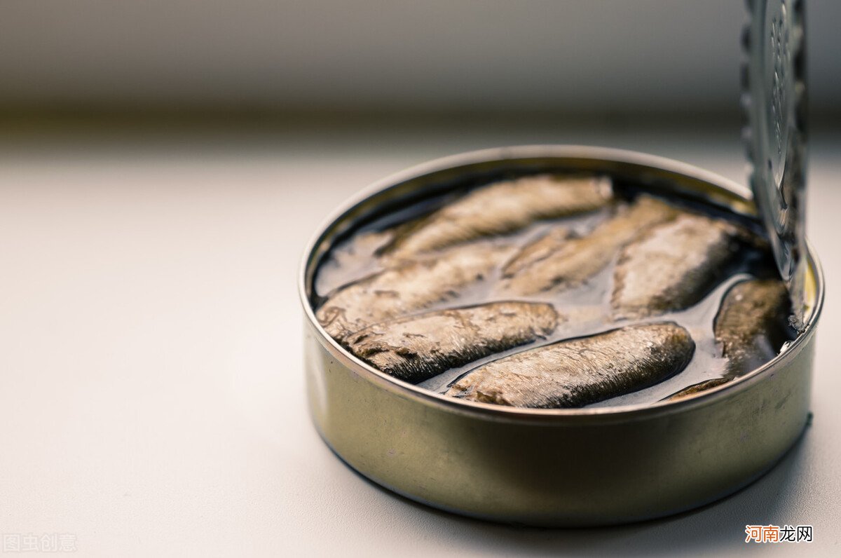 比臭豆腐臭20倍的鲱鱼罐头 鲱鱼罐头比臭豆腐臭吗