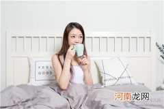 女性同房后小便刺痛多喝水行吗