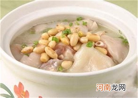 喝什么汤下奶最快最多 猪排炖黄豆芽汤