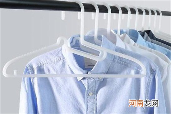 回南天衣服不干有异味怎么办