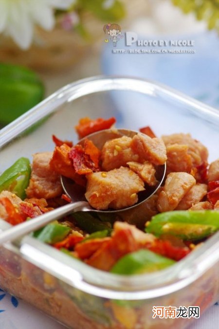 麻辣叉烧鸡丁的做法