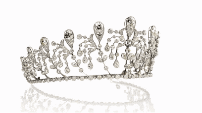 3500顶冠冕，拿破仑家族的御用品牌，它是法国“奶奶级”珠宝品牌