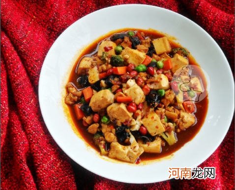 家常烧豆腐加点鸡胸肉