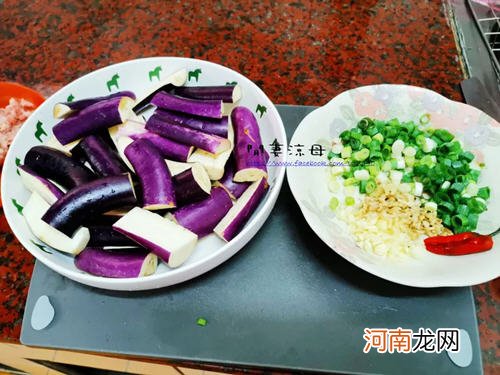 鱼香茄子简易的做法