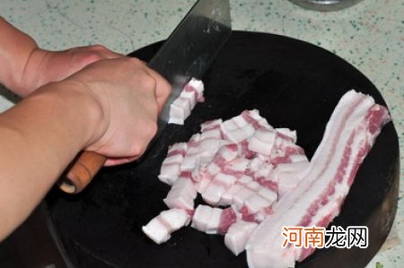 黑烧肉的做法