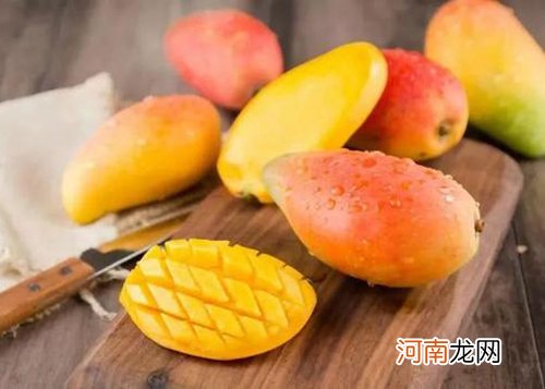 芒果吃多了会怎么样，要注意不能和哪些食物一起食用？