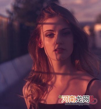 头发少头尖做啥发型 头上发少的女生合适哪些发型