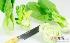 孕期补充维生素食谱 香肠炒油菜