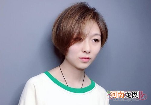 想梳lob头的女生刘海怎么做才漂亮 2019女生备受关注的侧分lob头刘海的弄法