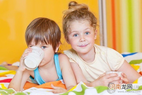 小孩吃牛初乳会早熟吗 家长可别在随便给孩子吃了