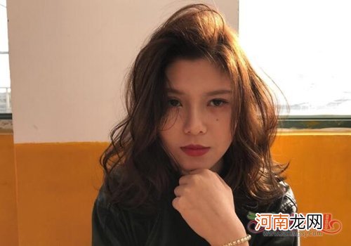 185斤胖女生梳短头发显瘦又精神 冬天胖女生流行发型推荐不仅短头发