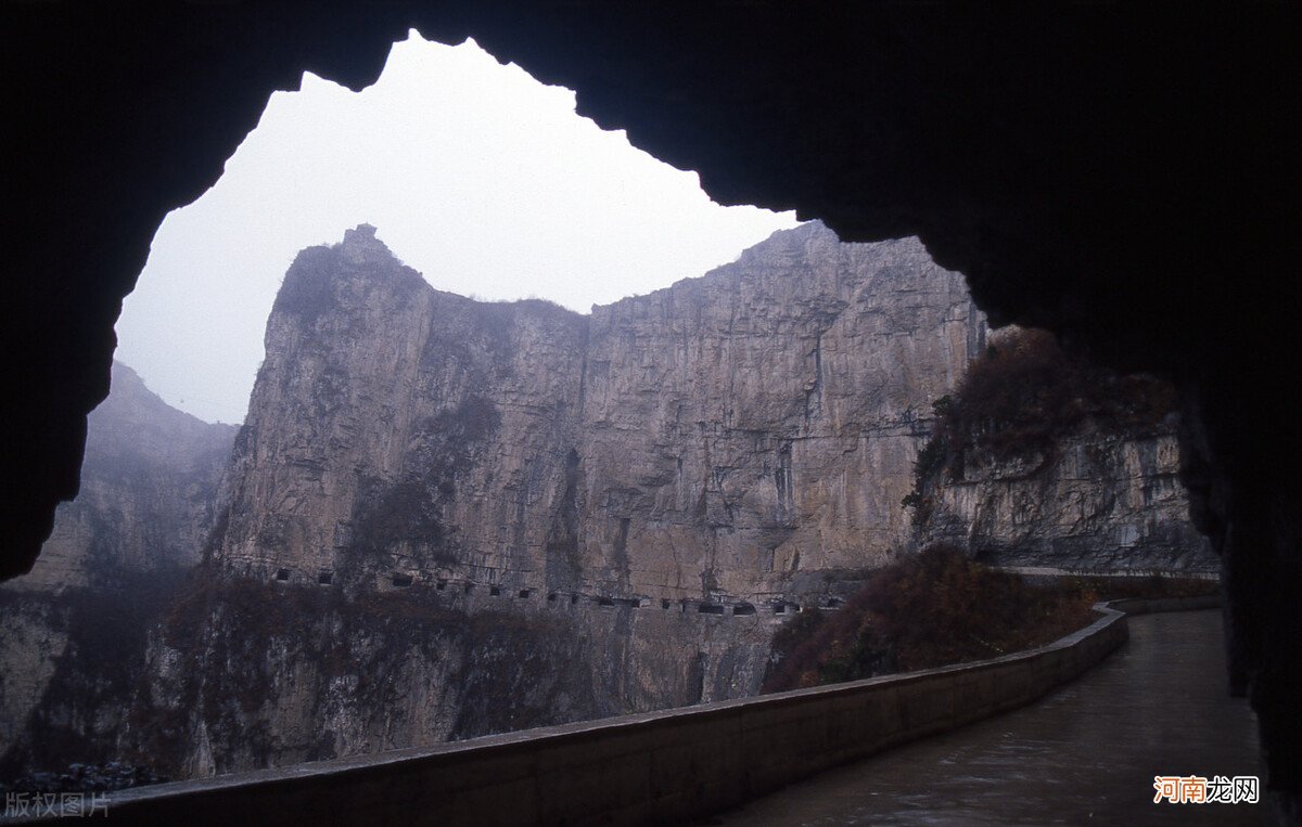 挖穿世界最难的隧道 中国最难挖隧道