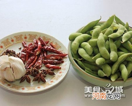 香辣小毛豆的做法