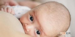专家解疑：母乳喂养会导致乳房大小不同吗