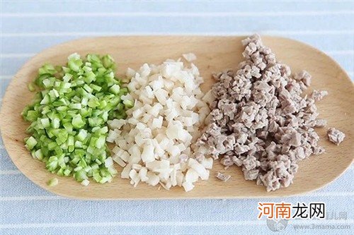 宝宝辅食大全及做法：要满足宝宝身体营养需求营养粥能做到！