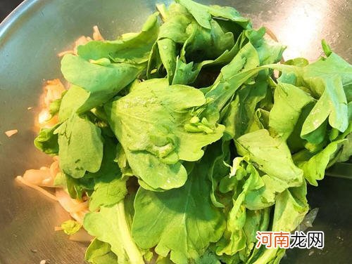 野菜肉丝鸡蛋炒面