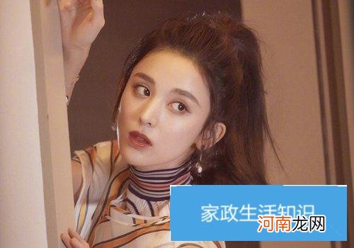 马尾扎在头上上都不吸睛都难 2019女生高马尾辫全新升级发布你能hold住？