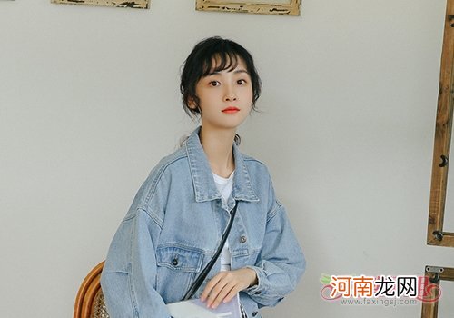 清爽柔美日系马尾辫直击少女心 最合适普通高中圆脸女生梳的马尾辫发型