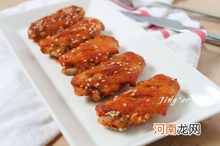 无油酥皮香辣鸡翅的做法