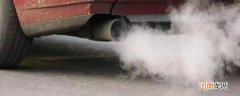 冬天白烟比别的车大大，冬天排气管冒白气是什么现象