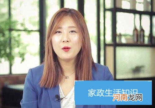 喜爱时下走红的韓式八字刘海吗？ 女生在家里多张纸巾就能弄成八字刘海