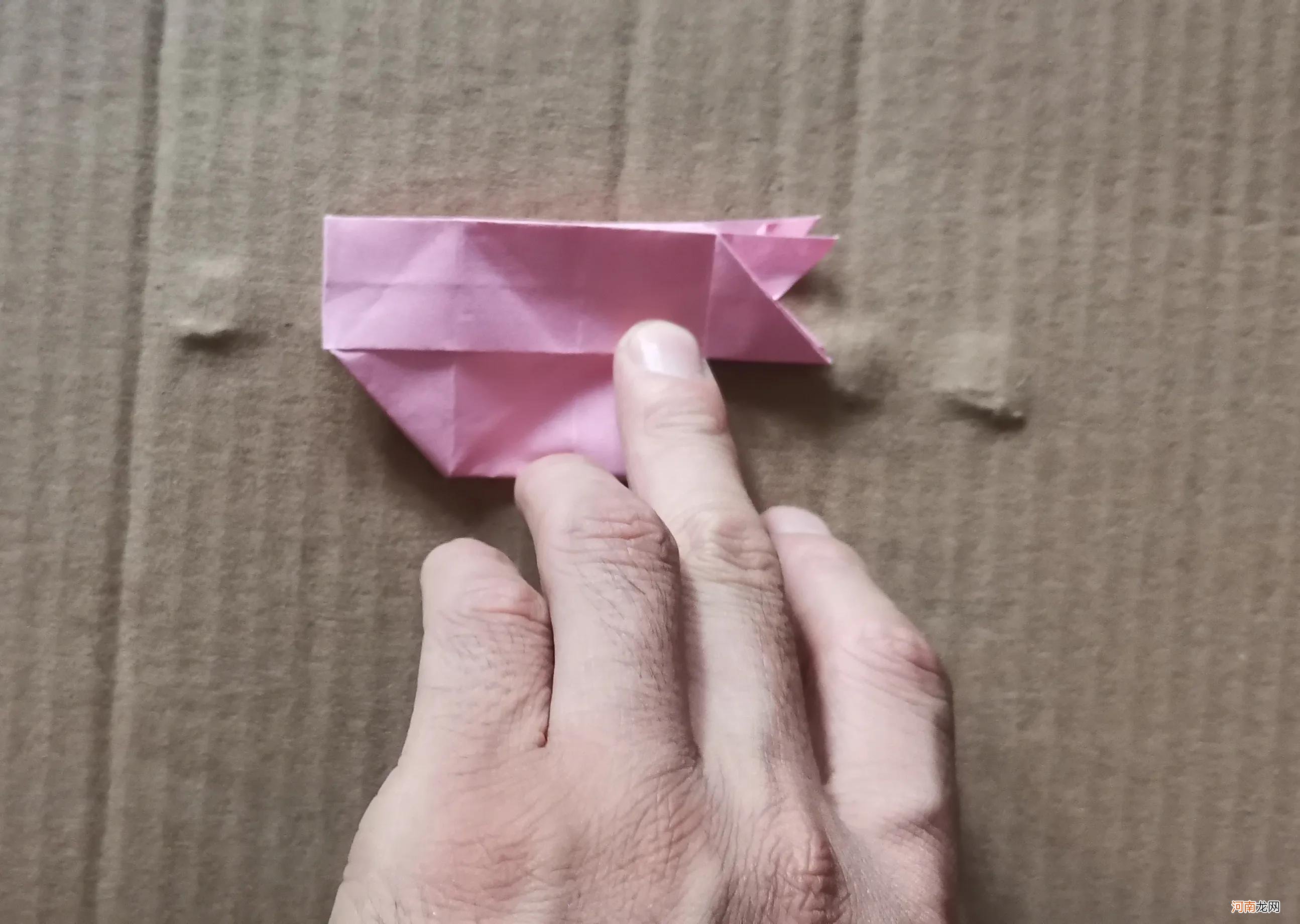 用彩纸折叠蝴蝶结 用彩纸折叠蝴蝶结
